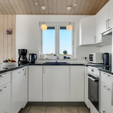 Awesome In With Kitchen Holiday home